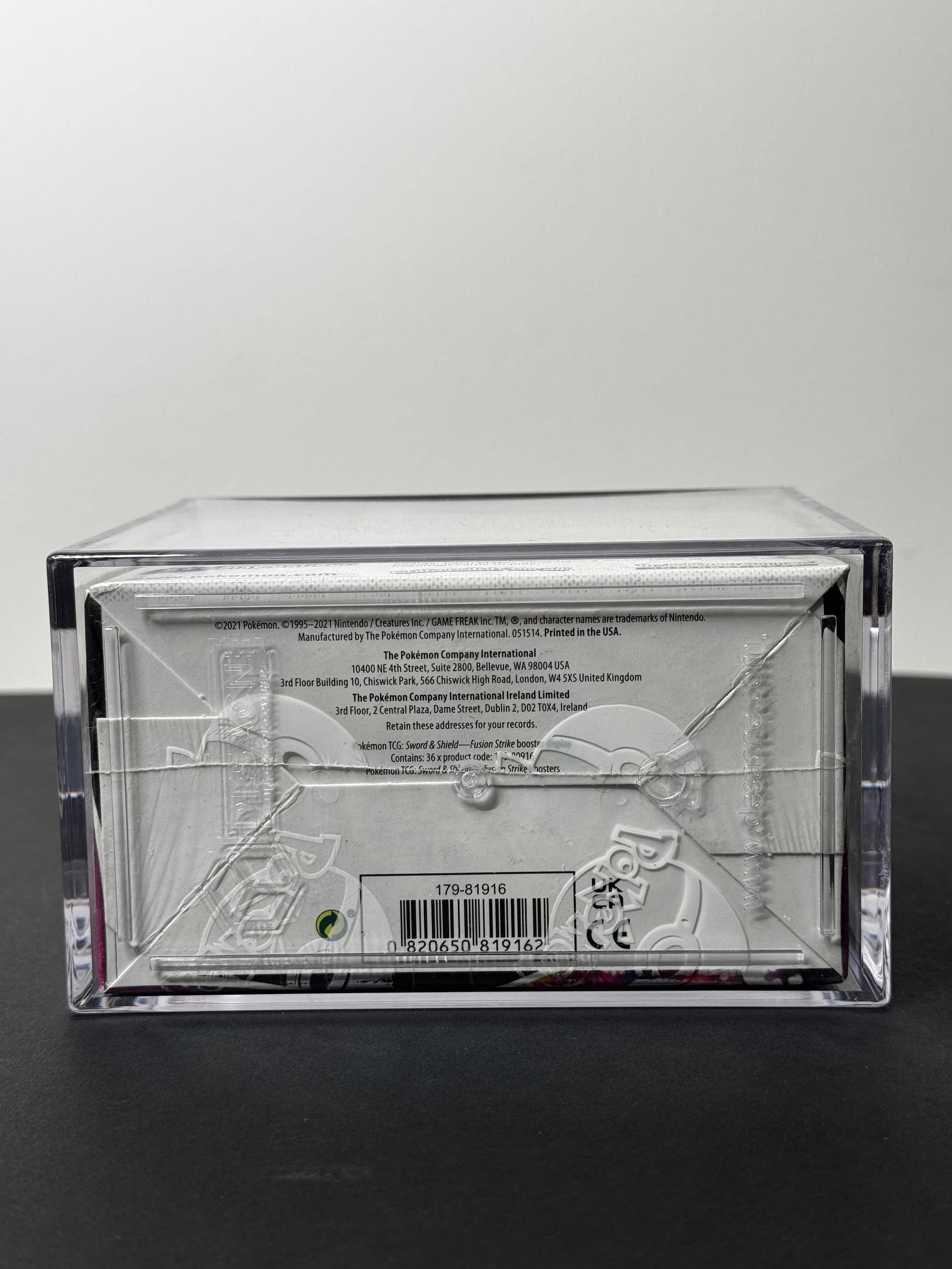 Sword & Shield Fusion Strike Sealed Booster Box + Acryllic Protection